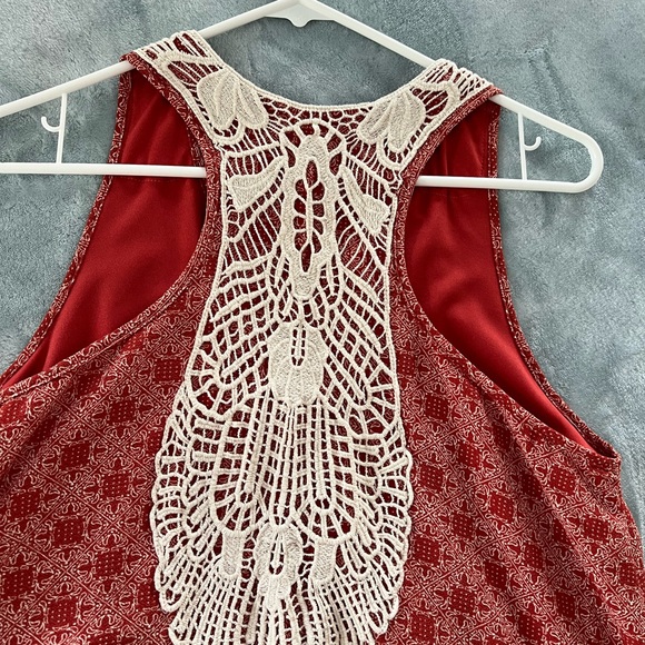 Miami brand sleeveless dress with lace embellishments - Picture 3 of 4